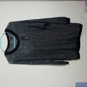 Apt.9  metallic  stitch pullover size L( New)